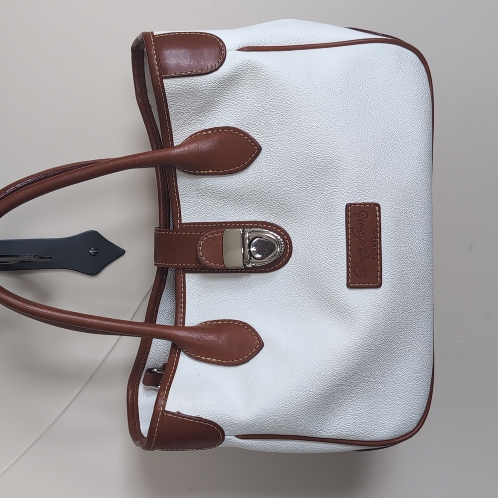 Dooney & Bourke Archives-Pebble Leather Tuck Lock Tote-White/British Tan NEW - Picture 8 of 15